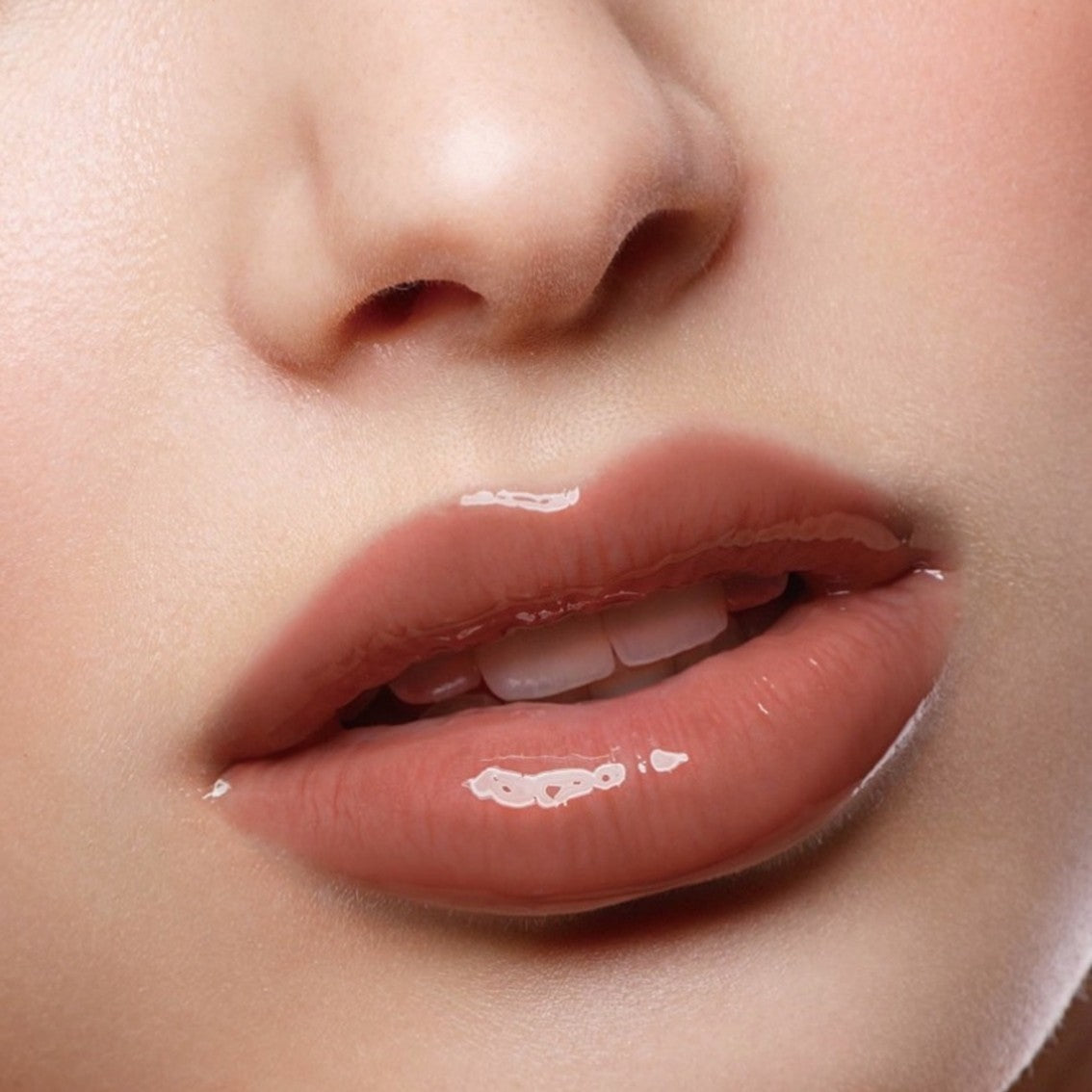 リップアディクト#J01 Nude Espresso 7mlの色味画像