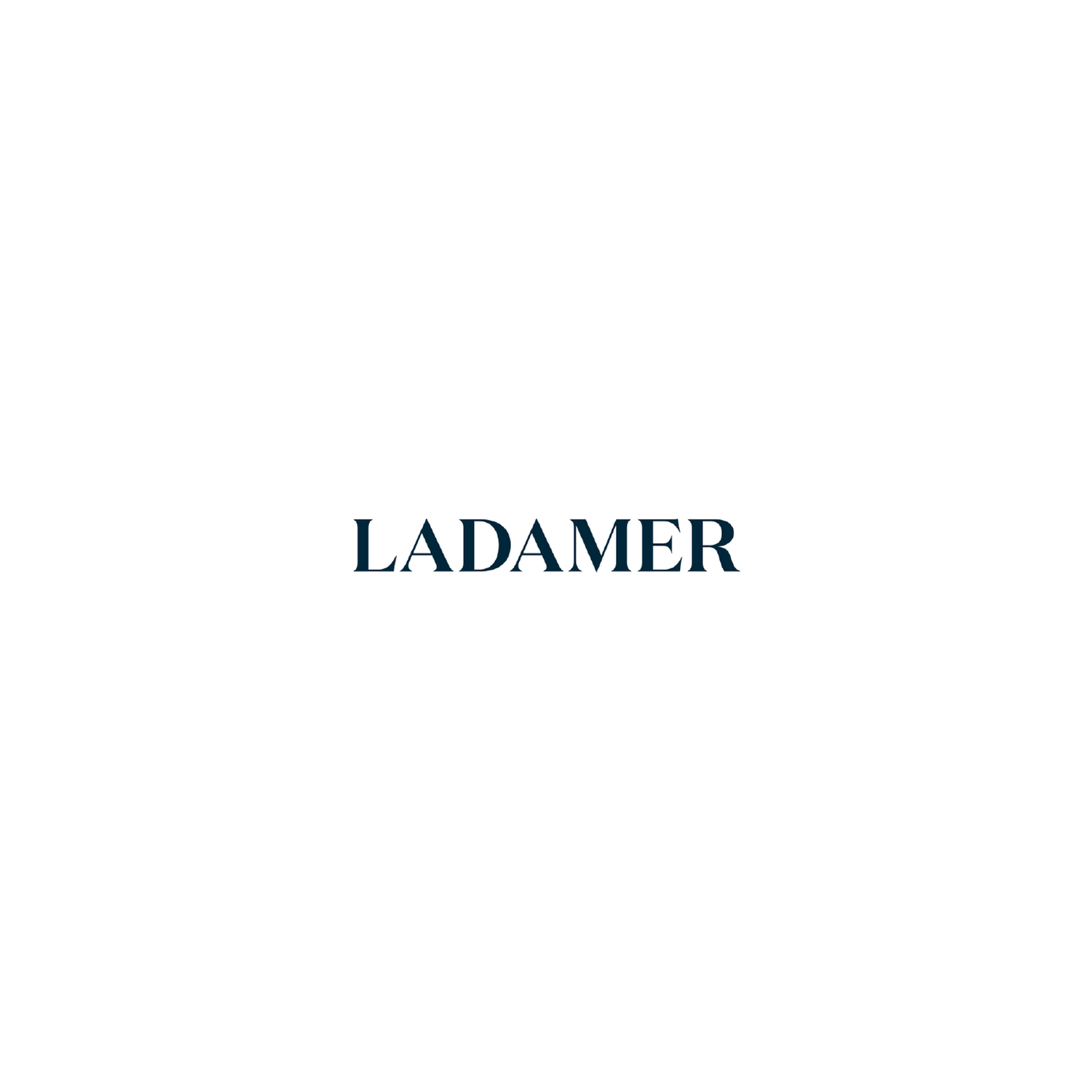 LADAMERロゴ