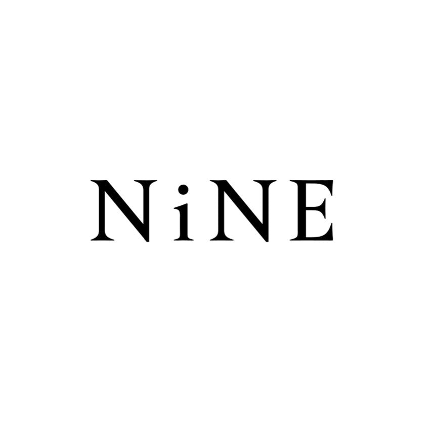 ベイショアオンラインストアのNiNEのロゴ