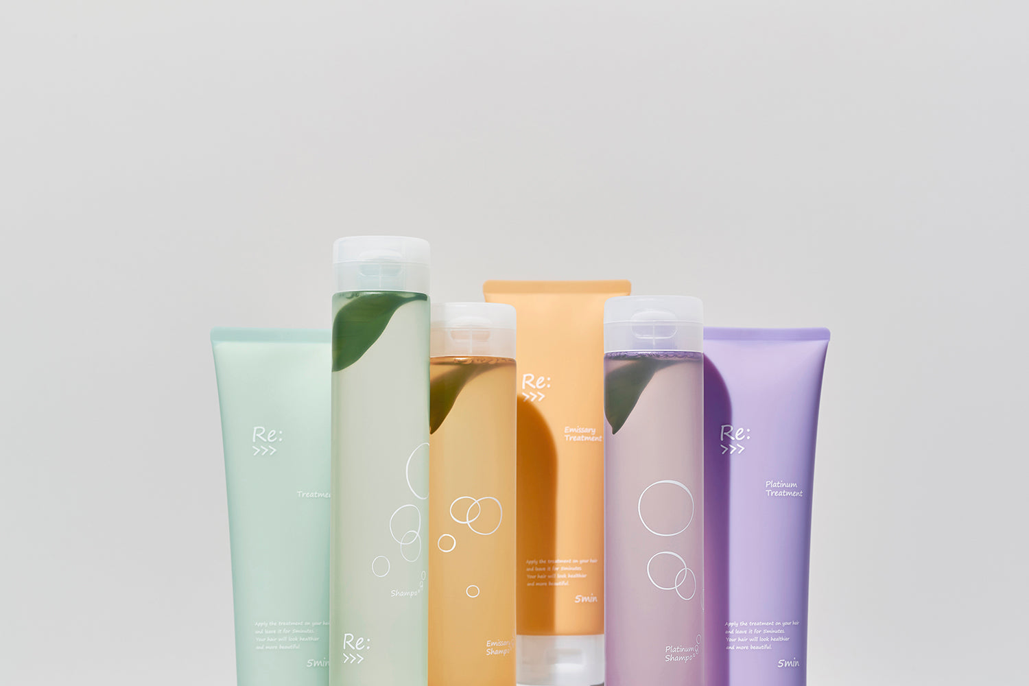 Re:>>>のベースライン商品6つが置かれている