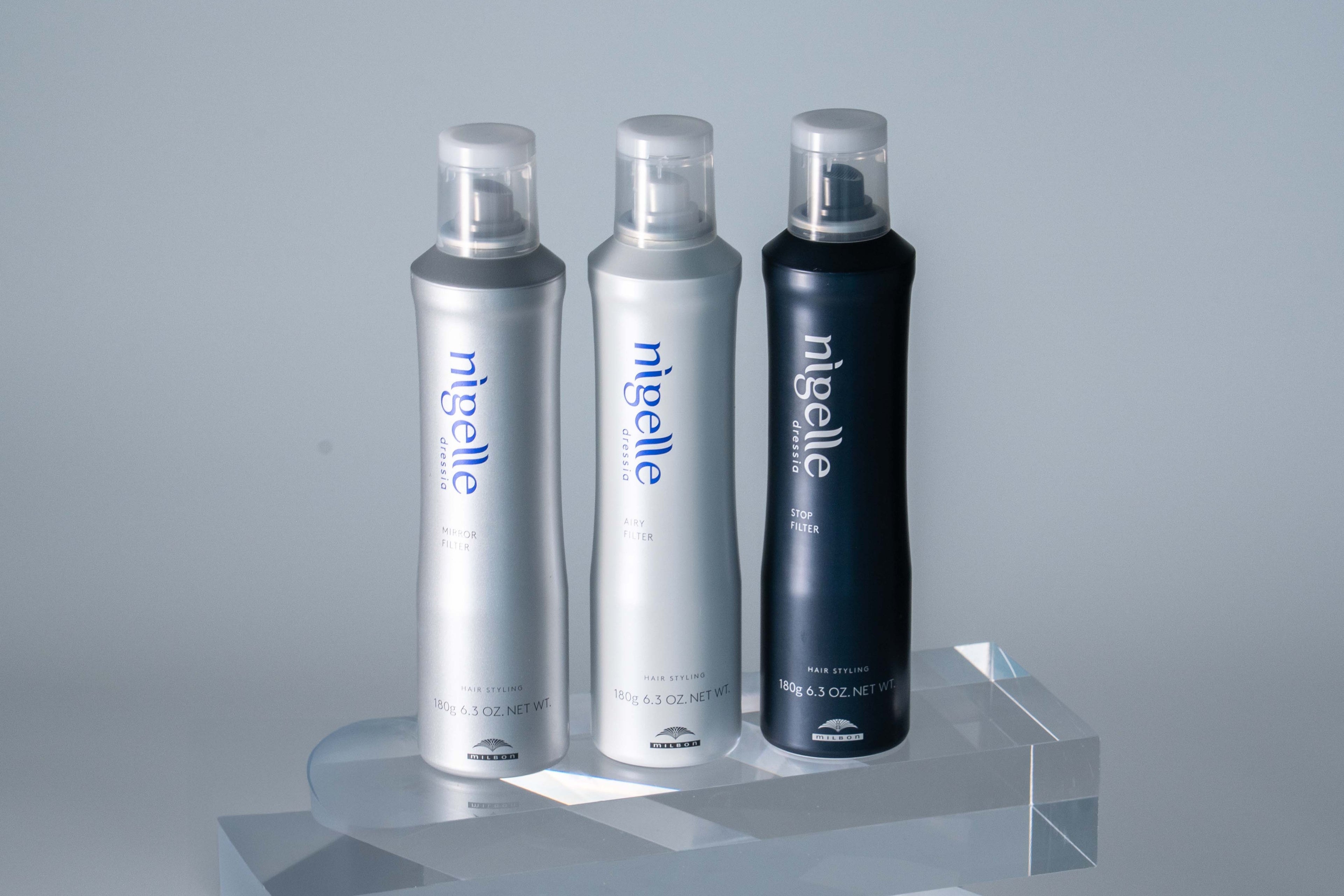 nigelle（二ゼル）ヘアスプレーが3本並んだイメージ画像