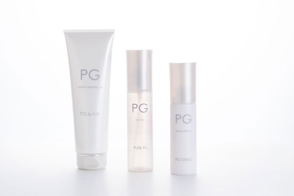 PGの商品が3つ並んでいる